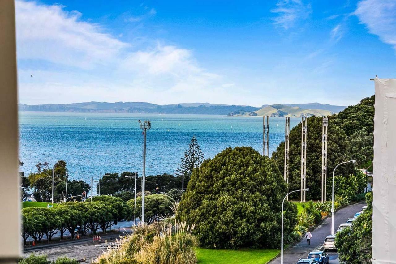 One Bedroom Apartment - Pool, Gym & Tennis Courts! Auckland Exterior foto